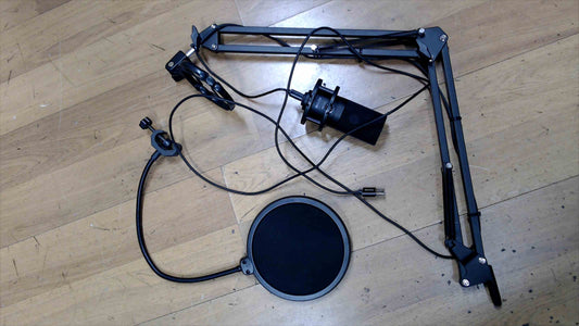 FIFINE USB Condenser Microphone Bundle w/ Boom Arm, Shock Mount & Pop Filter – Plug & Play
