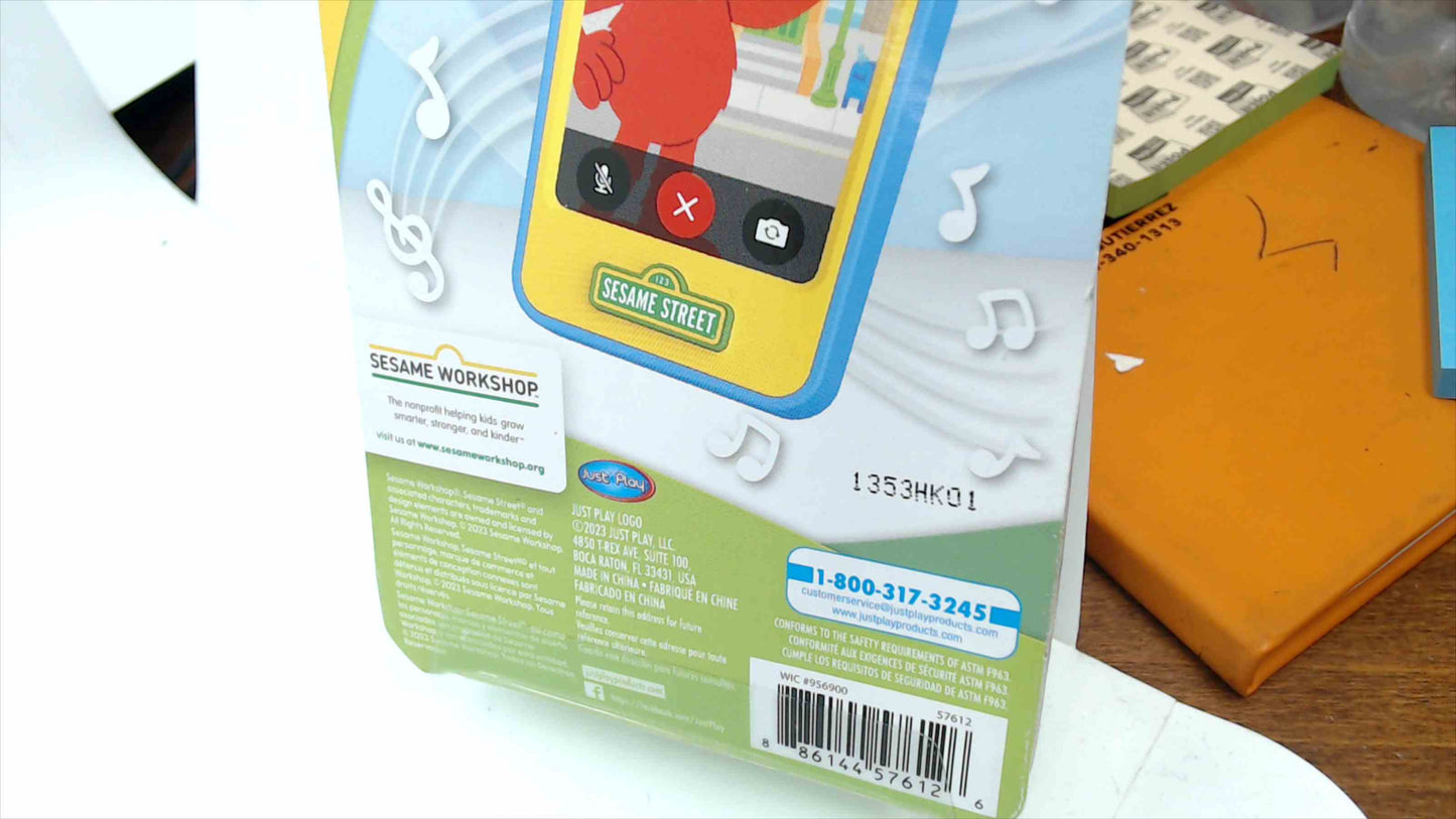 Sesame Street Chat with Elmo Cell Phone – Just Play, Music & Sounds, Ages 2+, New in Package