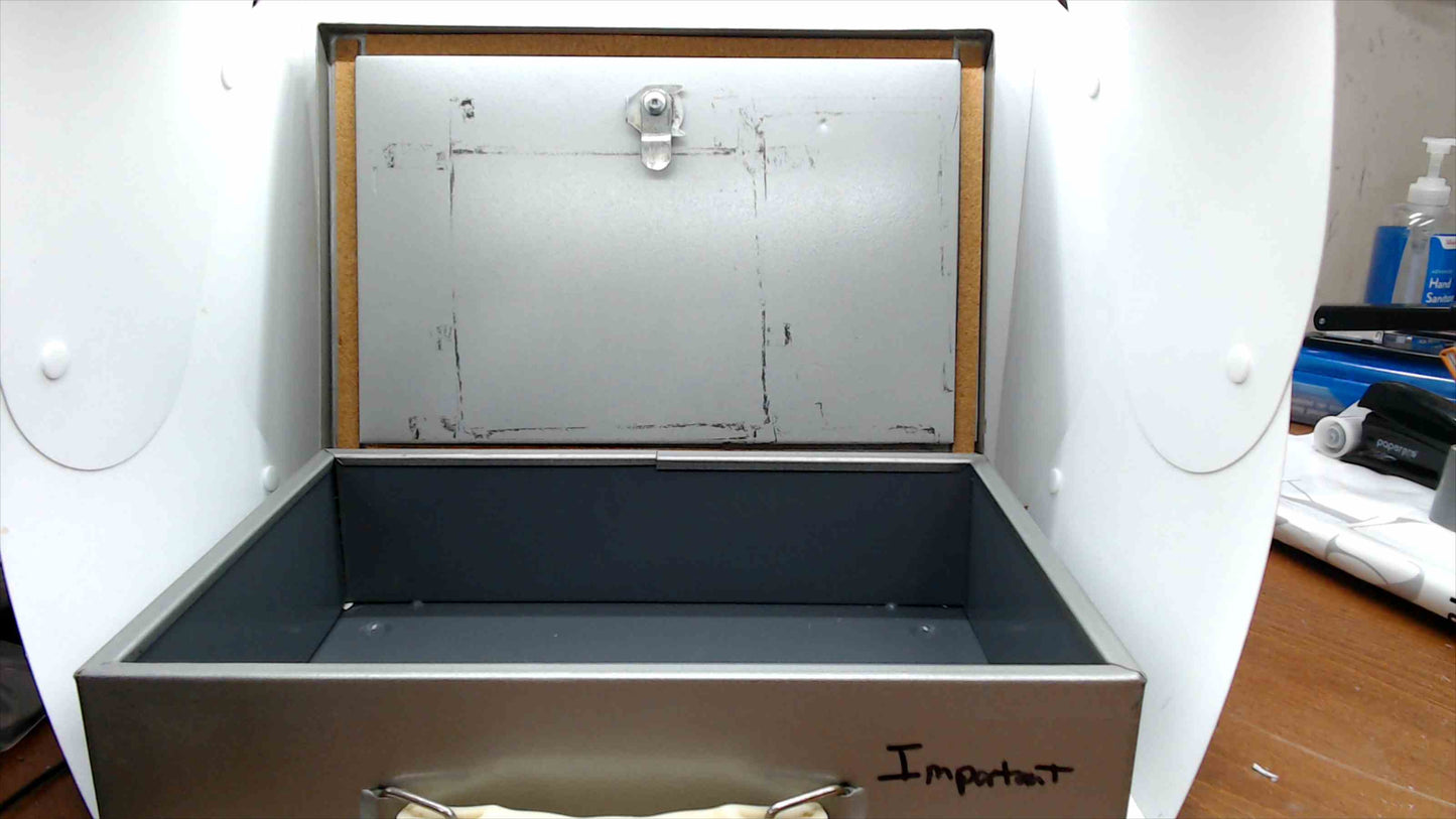 Vintage Heavy Duty Metal Locking Document Security Box – 14" × 9.5" × 4" – 10 lbs – Working Key Included