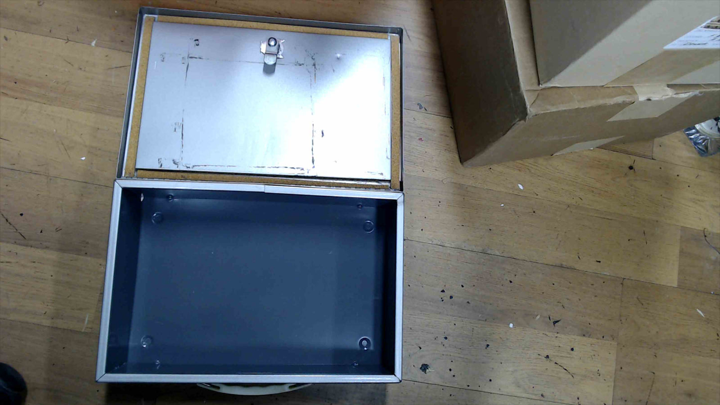Vintage Heavy Duty Metal Locking Document Security Box – 14" × 9.5" × 4" – 10 lbs – Working Key Included