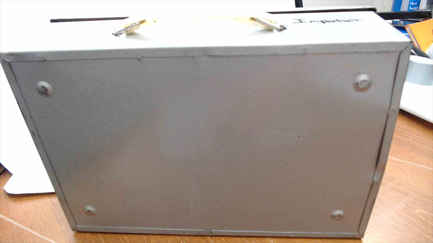 Vintage Heavy Duty Metal Locking Document Security Box – 14" × 9.5" × 4" – 10 lbs – Working Key Included