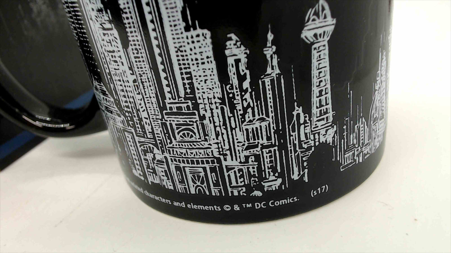 DC Batman Gotham City Color Changing Mug Loot Crate Exclusive with Original Box by Zak!