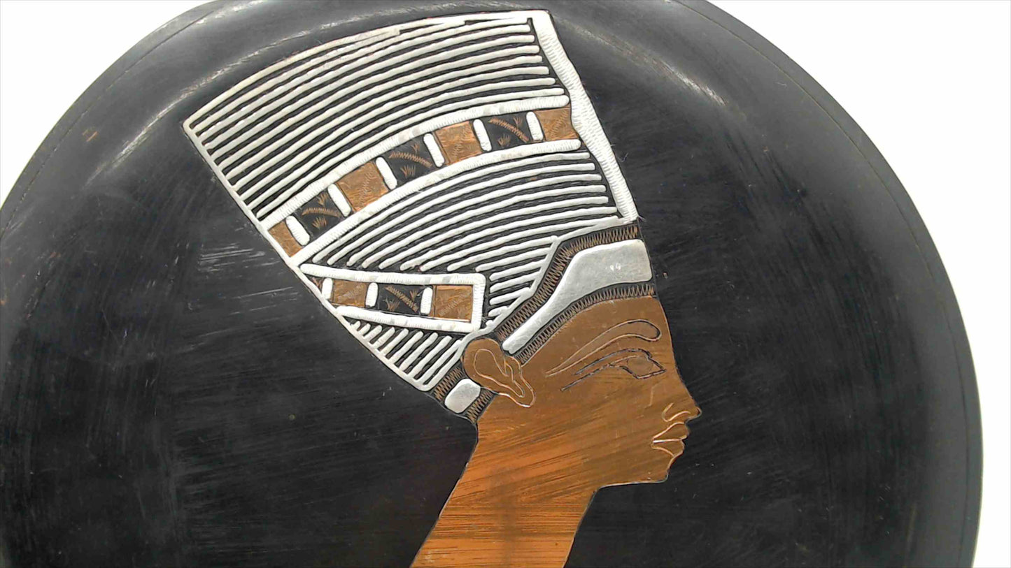 Vintage Egyptian Handcrafted Black Metal Plate with Inlaid Copper and Silver Nefertiti Portrait — Made in Egypt