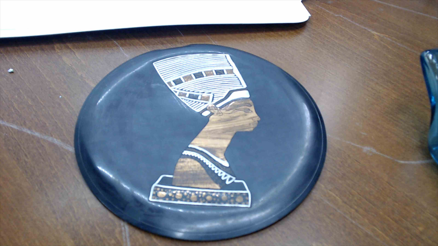 Vintage Egyptian Handcrafted Black Metal Plate with Inlaid Copper and Silver Nefertiti Portrait — Made in Egypt