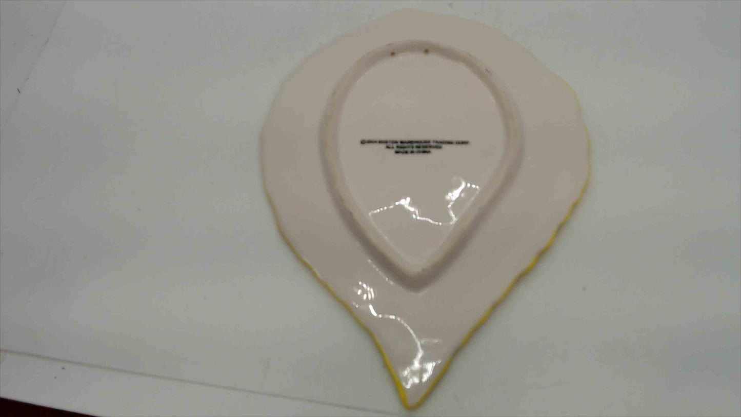 Vintage Yellow Leaf-Shaped Ceramic Dish — Hand-Painted Autumn Leaf Candy or Trinket Tray, 8"