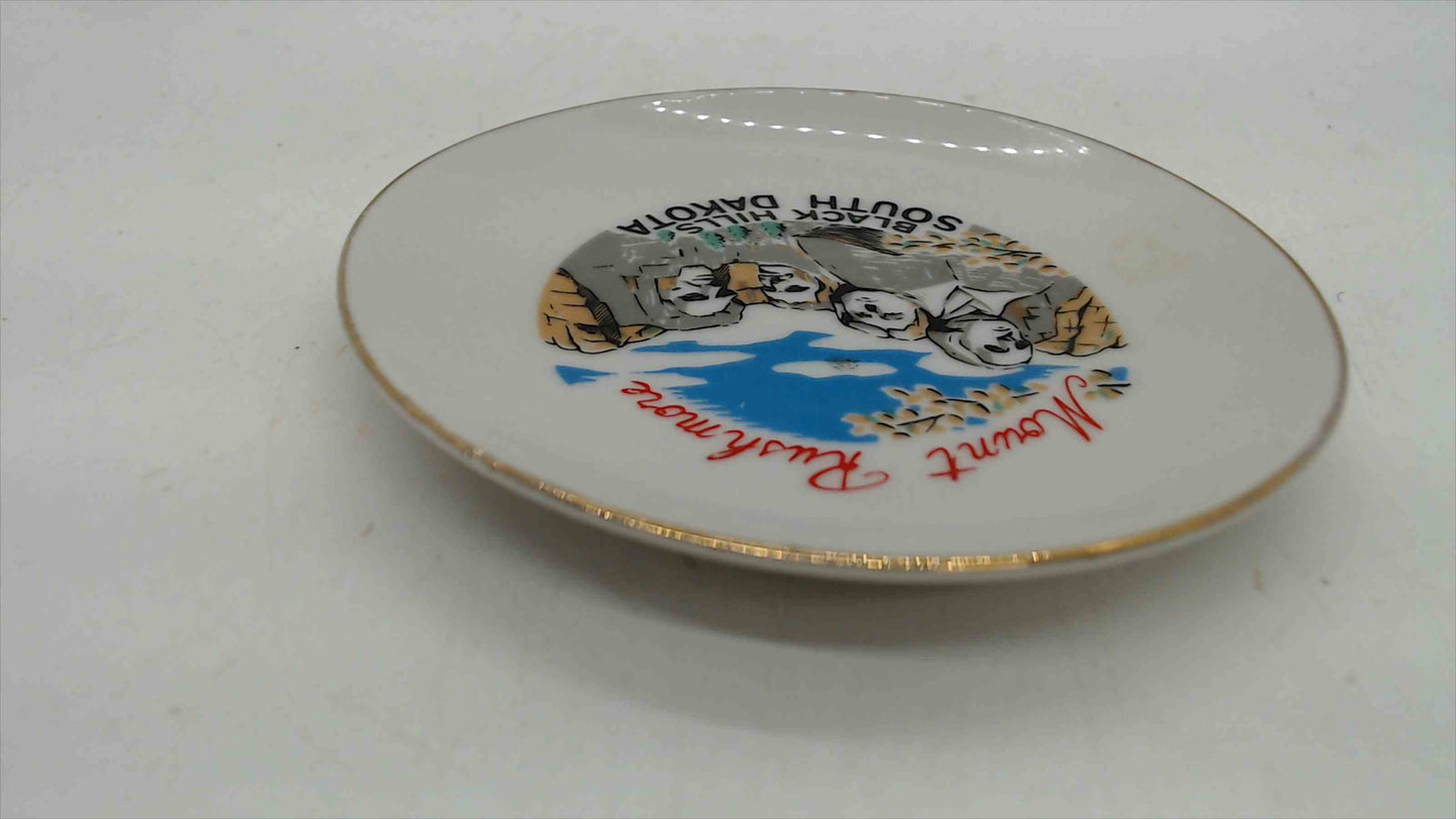 Vintage Mount Rushmore Black Hills South Dakota Souvenir Mini Plate — Japan, Gold Rim, 4"