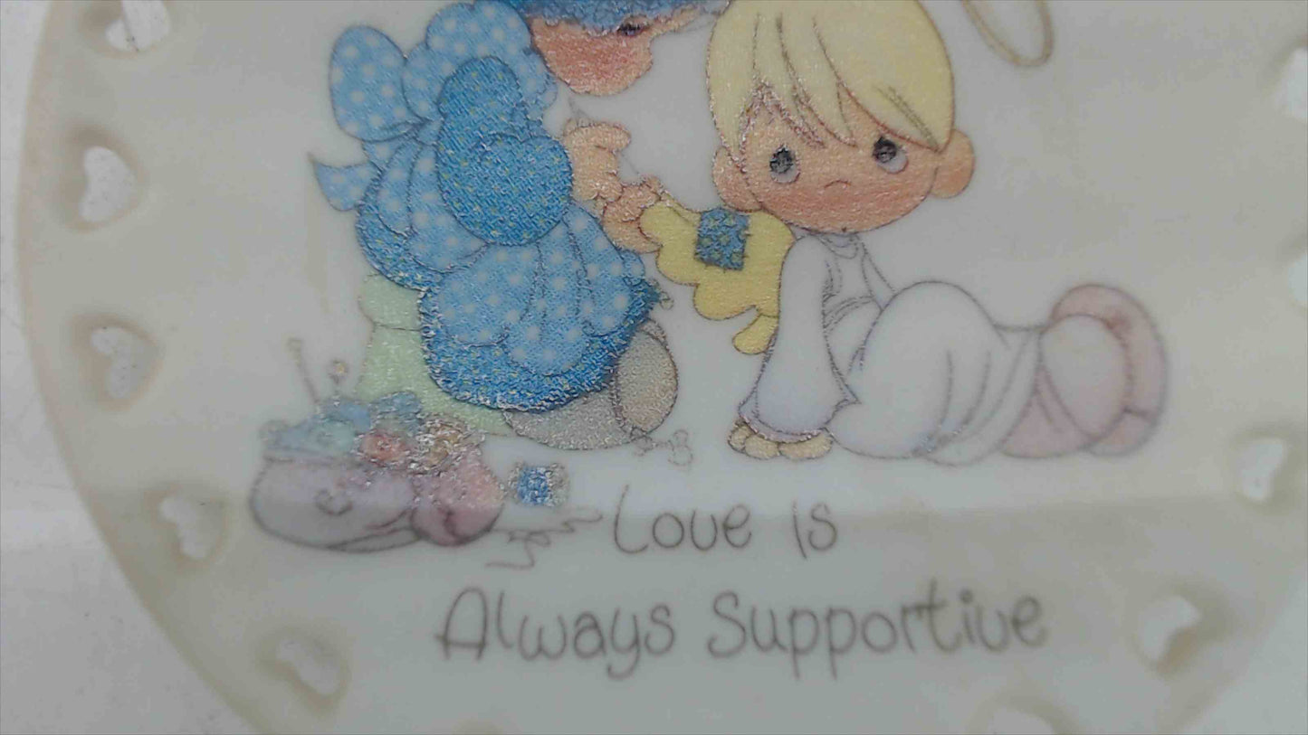 Enesco Precious Moments "Love Is Always Supportive" Miniature Reticulated Plate — 2.5", 1993, Made in China