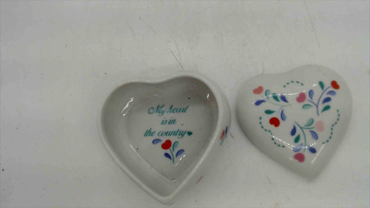 Germaine Monteil Heart-Shaped Porcelain Trinket Box — "My Heart Is in the Country," Made in Japan