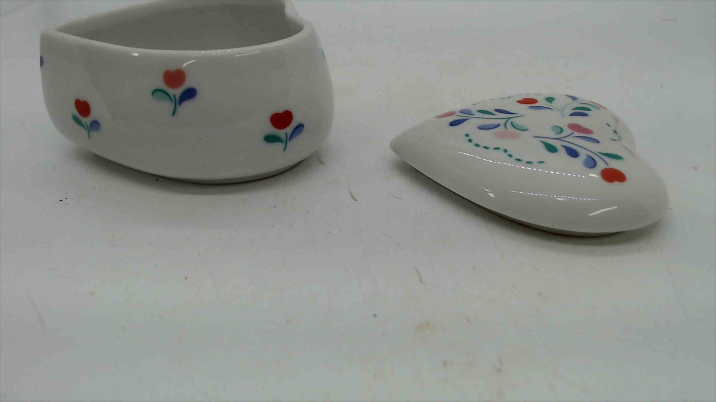 Germaine Monteil Heart-Shaped Porcelain Trinket Box — "My Heart Is in the Country," Made in Japan