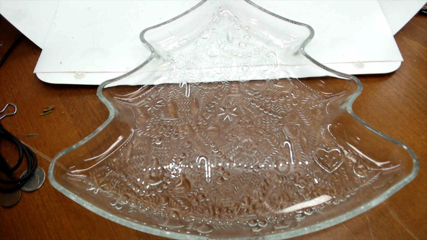 Vintage Clear Glass Christmas Tree Serving Platter – Embossed Holiday Motifs – 13.5" – Cookie Tray