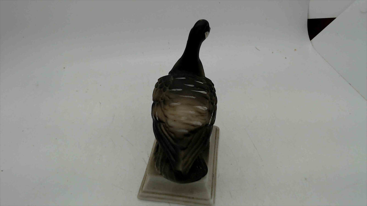 Vintage Canada Goose Figurine – Hand-Painted Porcelain – Glass Barn Blowing Rock NC – 4.25"