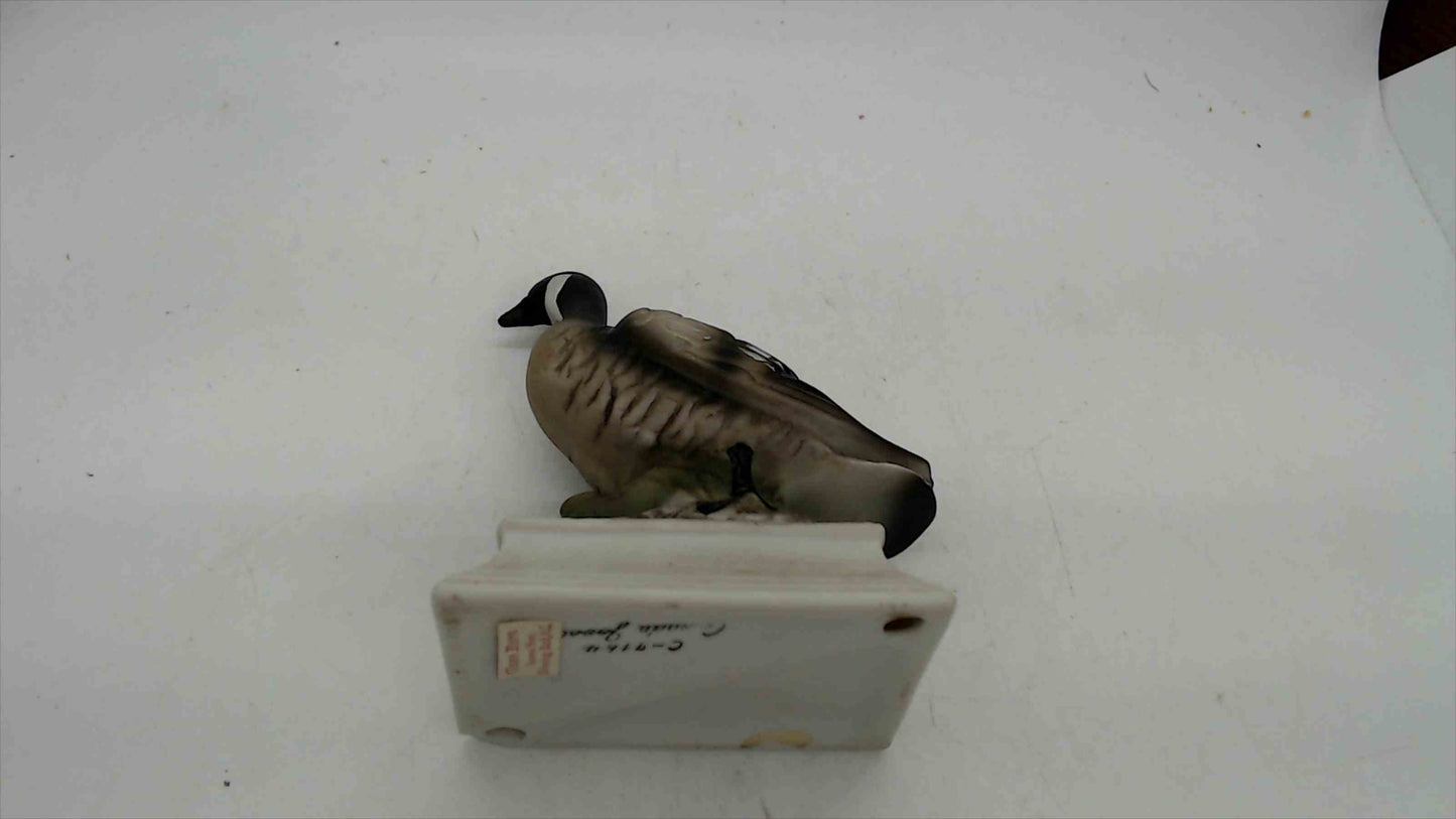 Vintage Canada Goose Figurine – Hand-Painted Porcelain – Glass Barn Blowing Rock NC – 4.25"