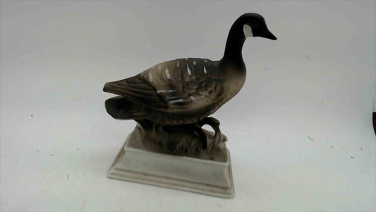 Vintage Canada Goose Figurine – Hand-Painted Porcelain – Glass Barn Blowing Rock NC – 4.25"
