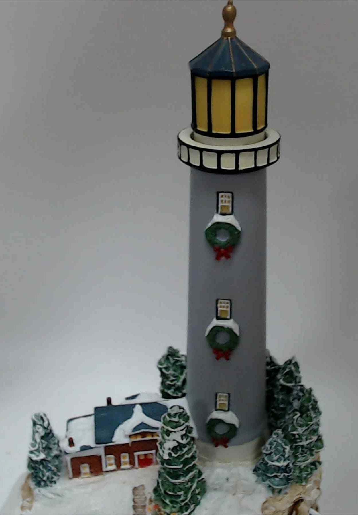 LENOX Light At Holiday Harbor 2001 Snowy Winter Lighthouse Village Sculpture