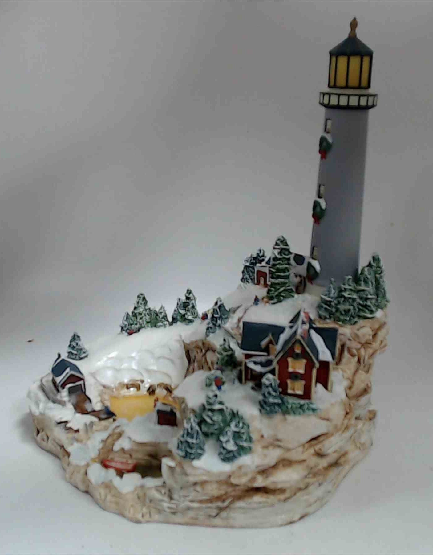 LENOX Light At Holiday Harbor 2001 Snowy Winter Lighthouse Village Sculpture