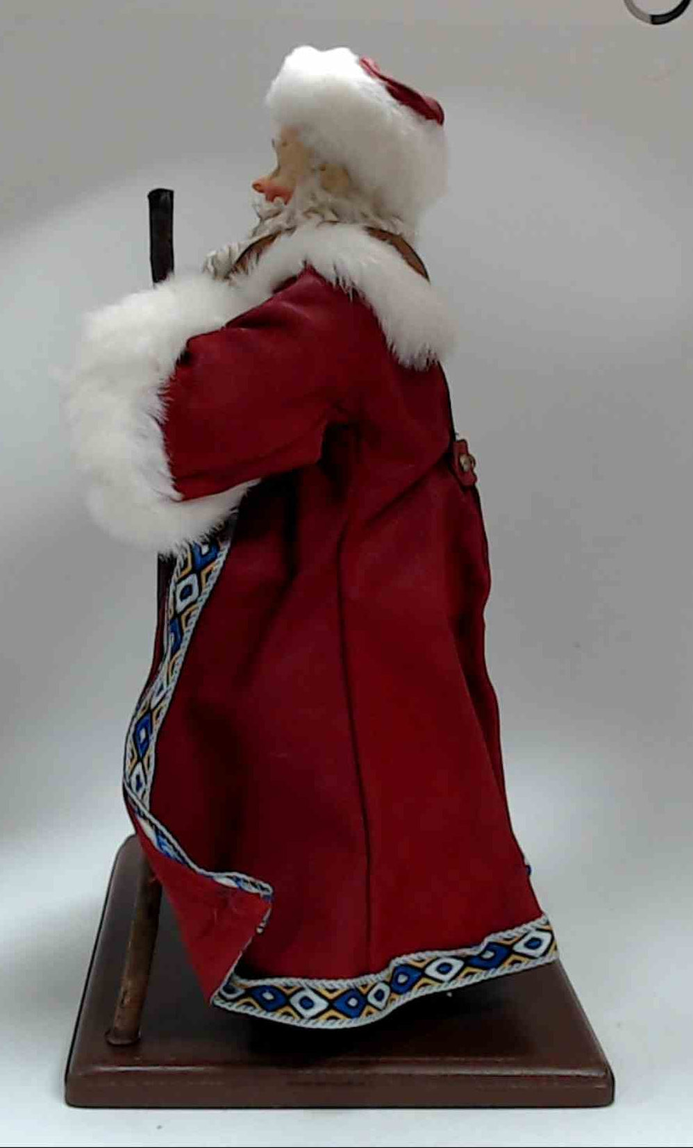 Santas From Around the World RUSSIAN SANTA 1995 12"
