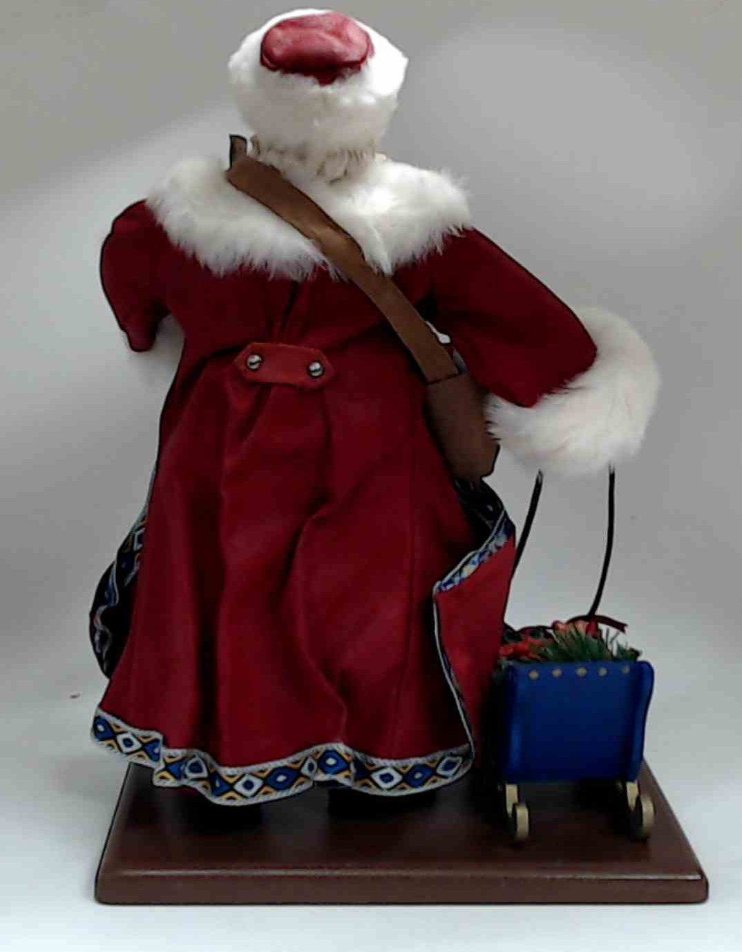 Santas From Around the World RUSSIAN SANTA 1995 12"