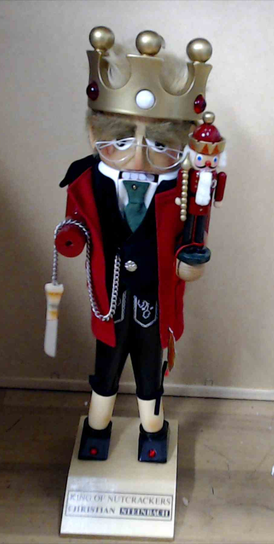 Christian Stienbach KING OF NUTCRACKERS Germany MISSING PARTS