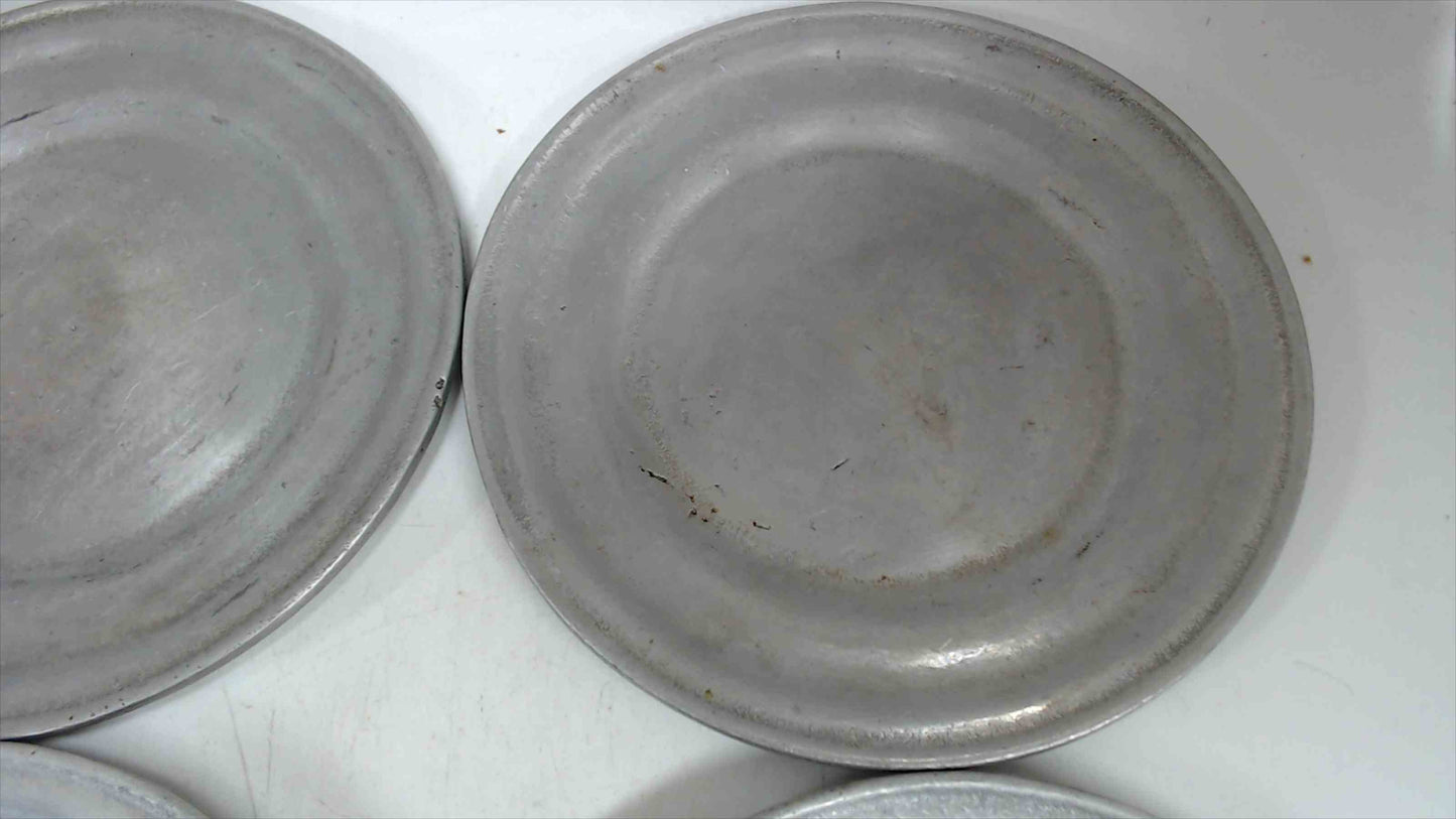 Lot of 4 Wilton RWP 6" bread plates