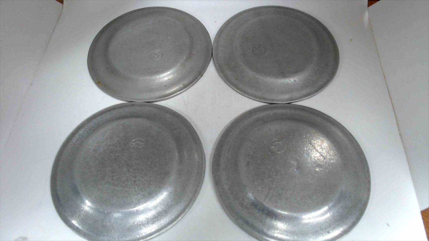 Lot of 4 Wilton RWP 6" bread plates