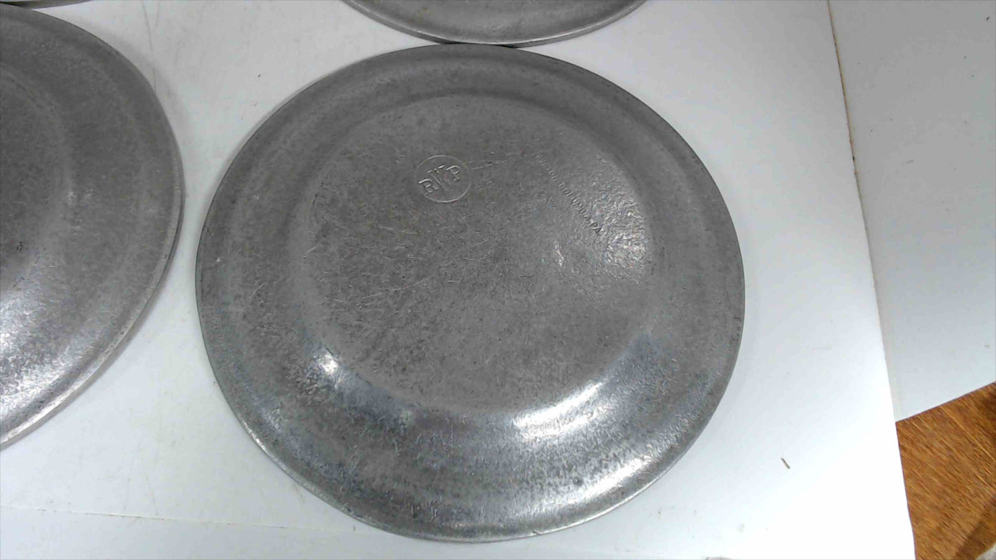 Lot of 4 Wilton RWP 6" bread plates