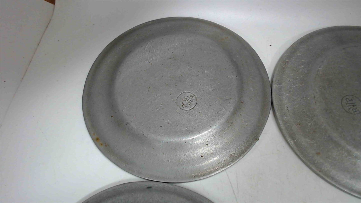 Lot of 4 Wilton RWP 6" bread plates