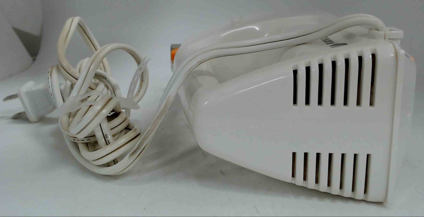 Vintage Black & Decker 3 Speed Hand Mixer with Box M24S