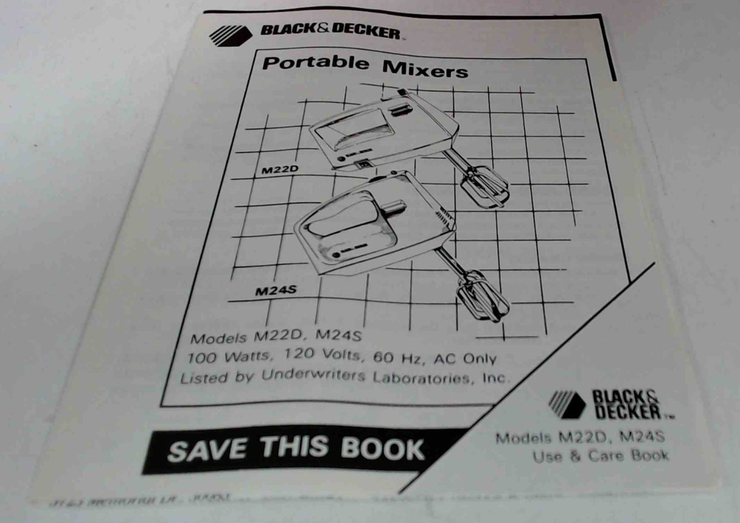 Vintage Black & Decker 3 Speed Hand Mixer with Box M24S