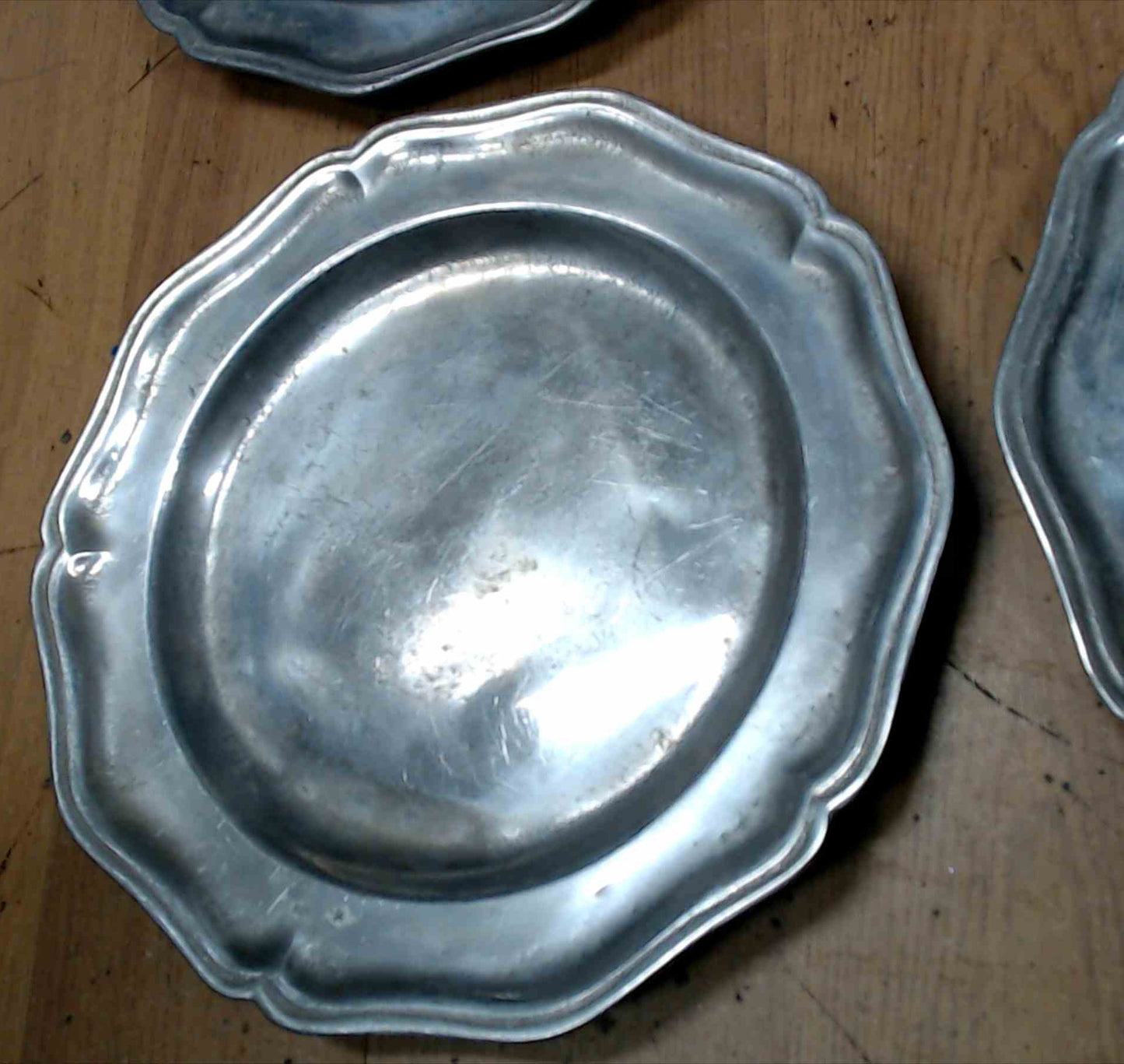 Lot of 4 Vintage Wilton Pewter 9" Dinner Plates RWP Columbia, PA USA