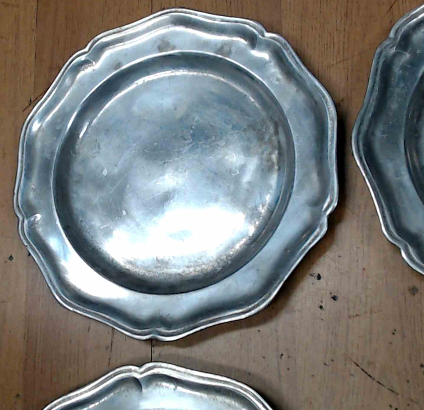 Lot of 4 Vintage Wilton Pewter 9" Dinner Plates RWP Columbia, PA USA
