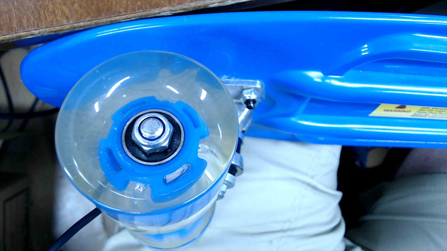 BeeLeev 22" Mini Cruiser PENNY-style Skateboard Pennyboard blue w/ light up wheels