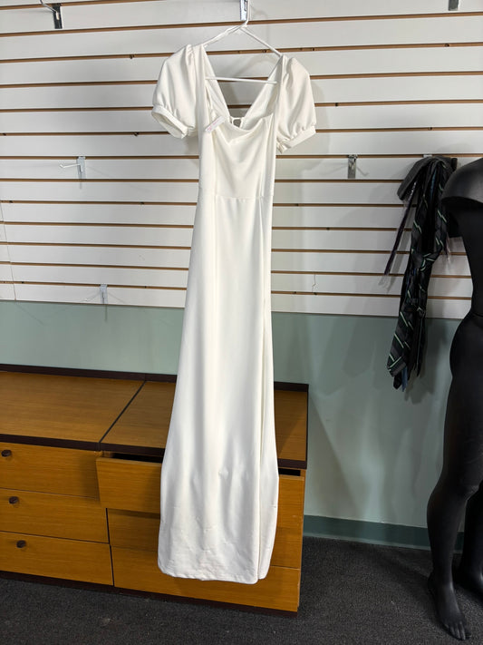 Elegant White Puff Sleeve Maxi Dress