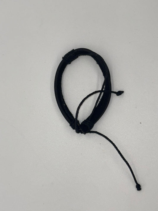 Sleek Black Faux Leather Bracelet – Adjustable Unisex Design